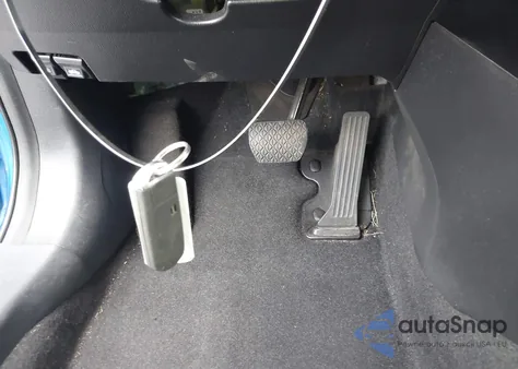 2017 Toyota Yaris Ia из США, поврежденный, VIN 3MYDLBYVXHY162273